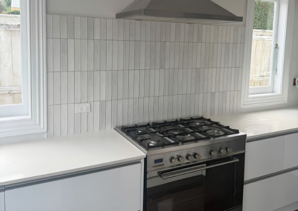 Splashbacks & Kitchen Tiling